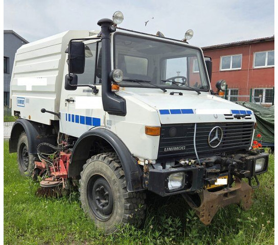Mercedes-Benz Unimog 1400 +Schmidt SK320 - Maszyna budowlana: zdjęcie 1 Mercedes-Benz Unimog 1400 +Schmidt SK320 - Maszyna budowlana: zdjęcie 1