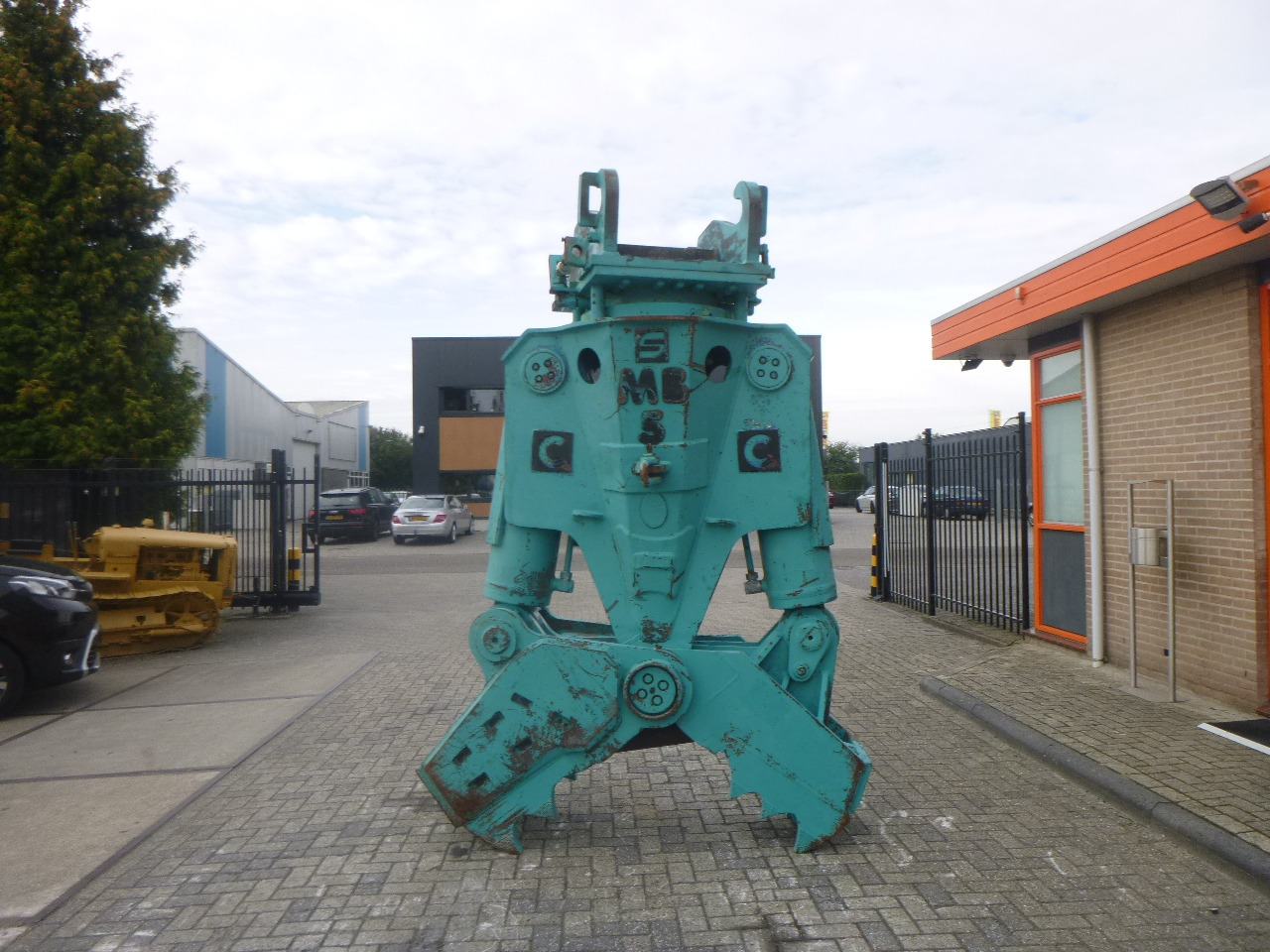 MONTABERT MB500 - Nożyce wyburzeniowe do Koparek gąsienicowych: zdjęcie 3 MONTABERT MB500 - Nożyce wyburzeniowe do Koparek gąsienicowych: zdjęcie 3