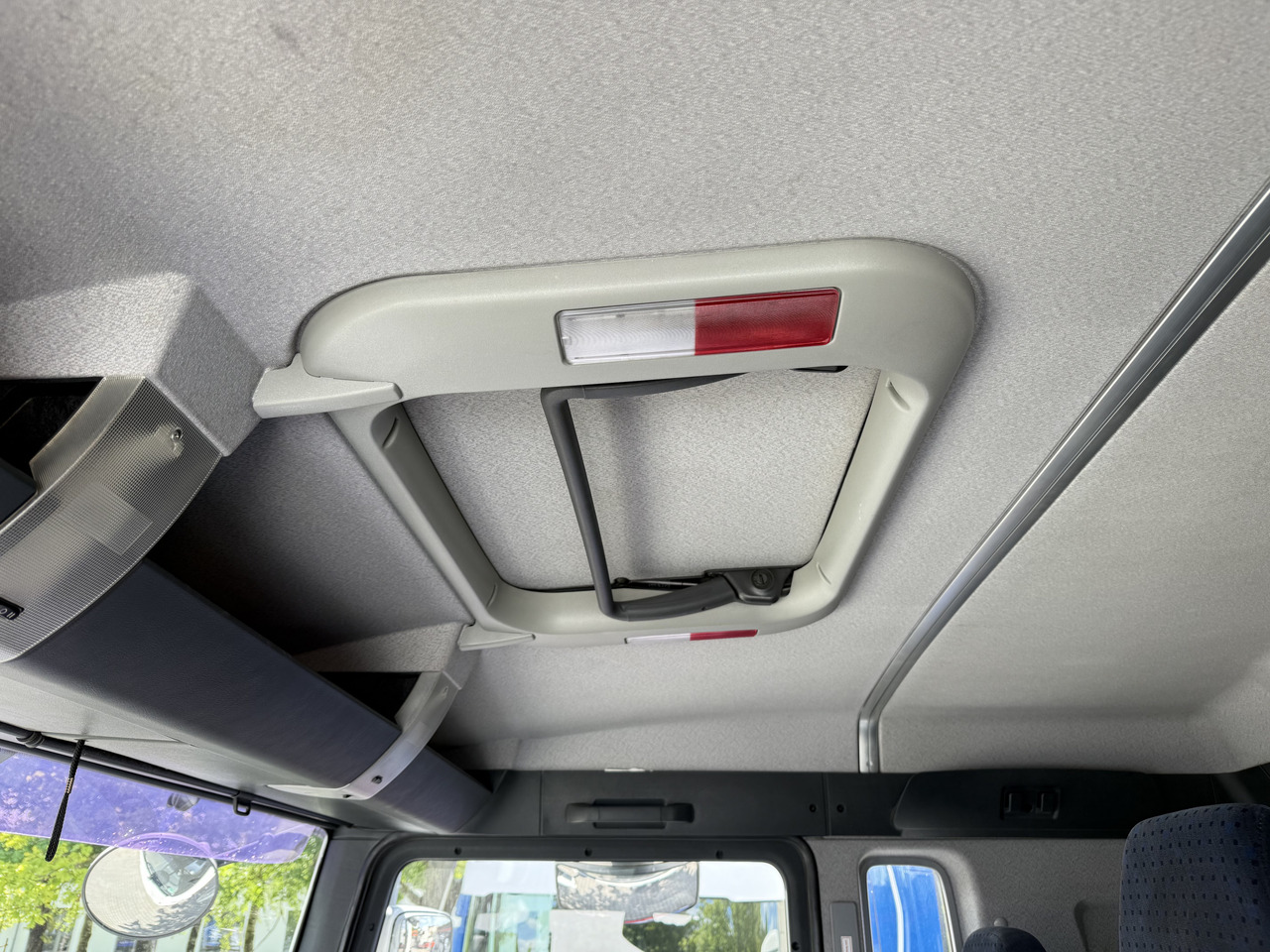 MAN TGA 18.350 4X2 LL Fahrschule - Ciężarówka kontenerowiec/ System wymienny: zdjęcie 2 MAN TGA 18.350 4X2 LL Fahrschule - Ciężarówka kontenerowiec/ System wymienny: zdjęcie 2