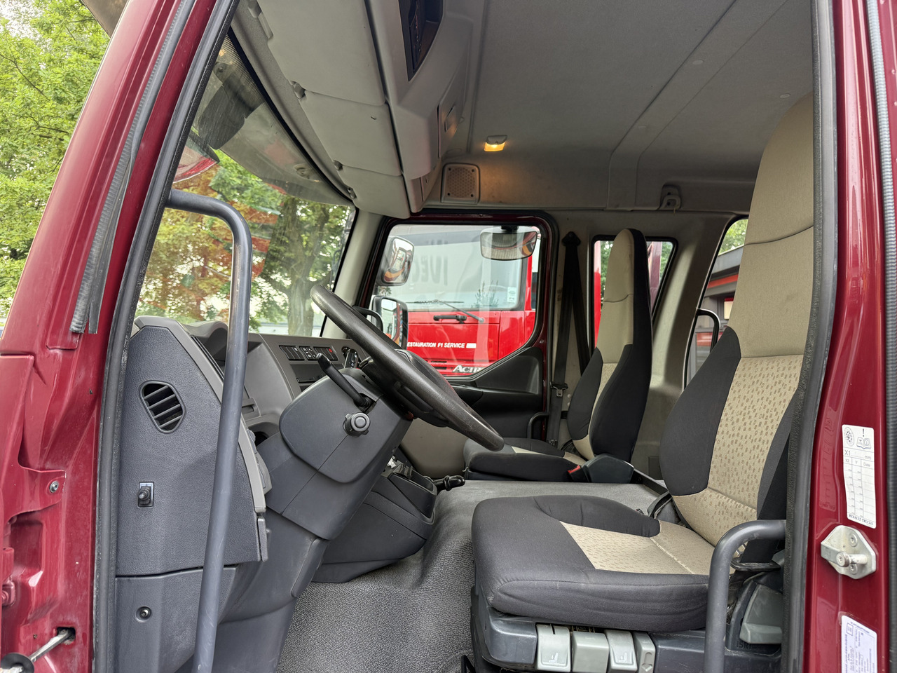 Renault Midlum 180.10 DoKa - Samochód ciężarowy furgon: zdjęcie 4 Renault Midlum 180.10 DoKa - Samochód ciężarowy furgon: zdjęcie 4