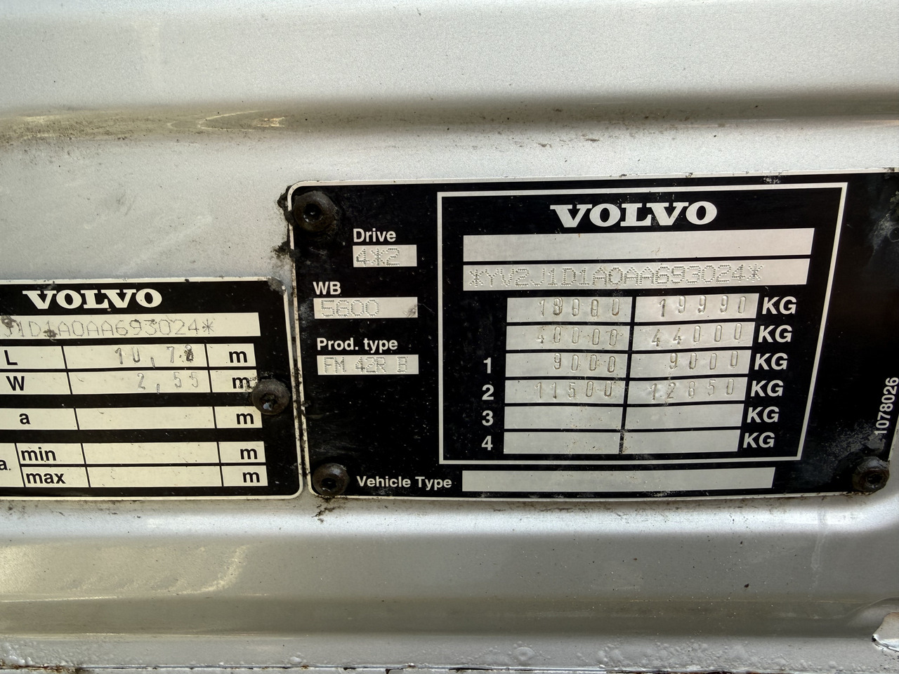 Volvo FM330 Kran Effer 165 bis 20 Meter - Samochod ciężarowy z HDS, Samochód ciężarowy skrzyniowy/ Platforma: zdjęcie 5 Volvo FM330 Kran Effer 165 bis 20 Meter - Samochod ciężarowy z HDS, Samochód ciężarowy skrzyniowy/ Platforma: zdjęcie 5