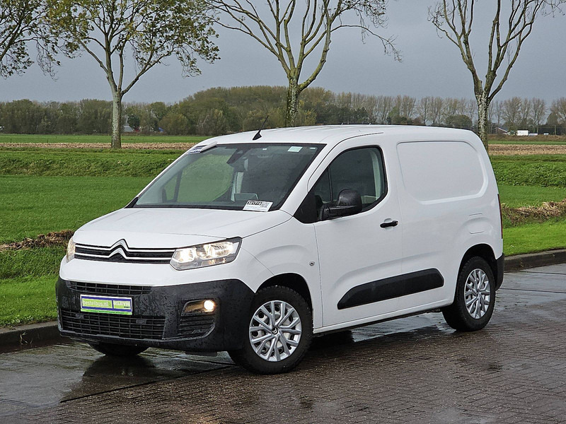 Citroën Berlingo 1.2 L1 Benzine Automaat! - Dostawczy kontener: zdjęcie 2 Citroën Berlingo 1.2 L1 Benzine Automaat! - Dostawczy kontener: zdjęcie 2