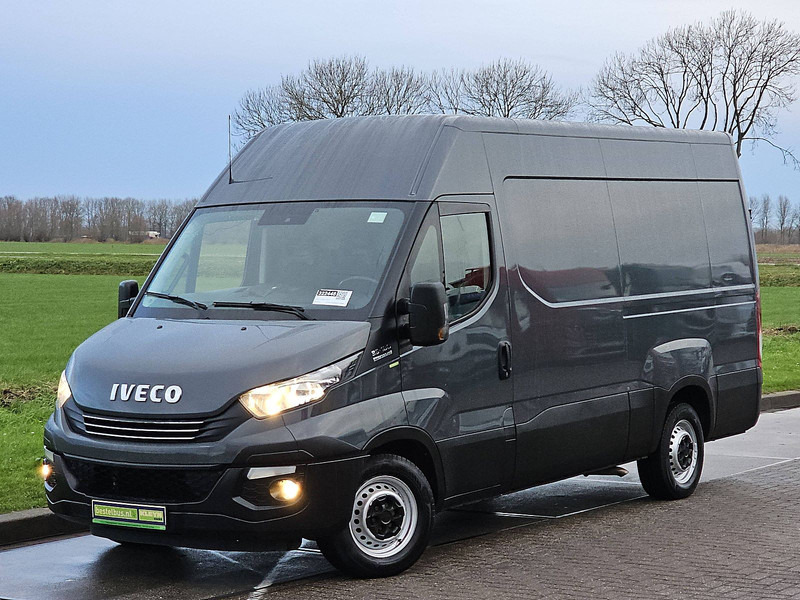 Iveco Daily 35 S 18 3.0 AUT. L2H2 - Furgon: zdjęcie 2 Iveco Daily 35 S 18 3.0 AUT. L2H2 - Furgon: zdjęcie 2