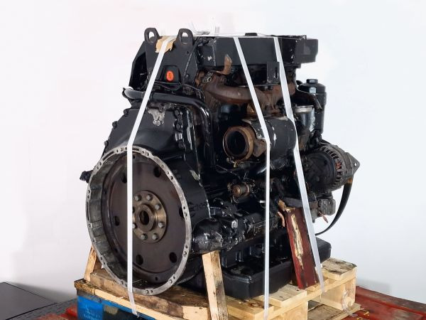 Mercedes Benz OM904LA Non Adblue Bus Spec Engine (Bus) - Silnik: zdjęcie 1 Mercedes Benz OM904LA Non Adblue Bus Spec Engine (Bus) - Silnik: zdjęcie 1