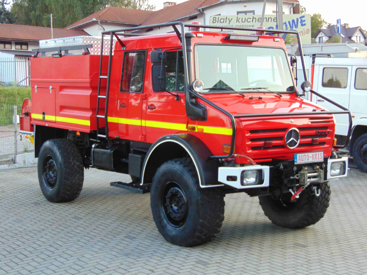 MERCEDES-BENZ Unimog U5000 4x4 DESAUTEL - 5000 WATER !!! - Samochód pożarniczy: zdjęcie 2 MERCEDES-BENZ Unimog U5000 4x4 DESAUTEL - 5000 WATER !!! - Samochód pożarniczy: zdjęcie 2