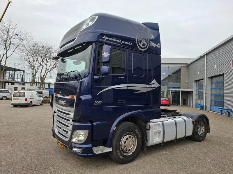 DAF XF106-440 / NL TRUCK / TUV:19-03-2026 / SMART TACHO / ACC / LWDS / FRIDGE / FULL SPOILER / AUTOMATIC / EURO-6 / 2016 - Ciągnik siodłowy: zdjęcie 1 DAF XF106-440 / NL TRUCK / TUV:19-03-2026 / SMART TACHO / ACC / LWDS / FRIDGE / FULL SPOILER / AUTOMATIC / EURO-6 / 2016 - Ciągnik siodłowy: zdjęcie 1