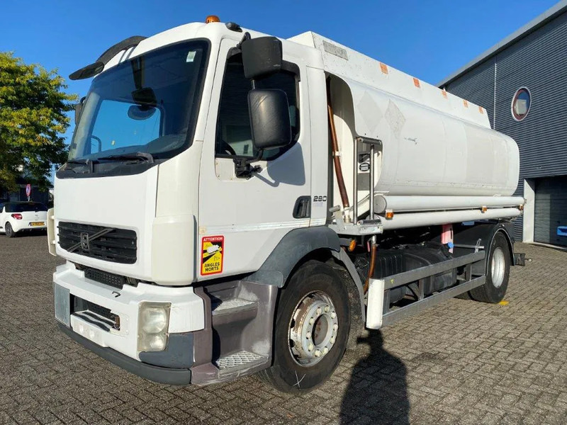 Volvo FL7-290 / 5 COMPARTIMENTS / 13000 LITER TOTAL / PUMP / AUTOMATIC / EURO-5 / 2009 - Samochód ciężarowy cysterna: zdjęcie 1 Volvo FL7-290 / 5 COMPARTIMENTS / 13000 LITER TOTAL / PUMP / AUTOMATIC / EURO-5 / 2009 - Samochód ciężarowy cysterna: zdjęcie 1