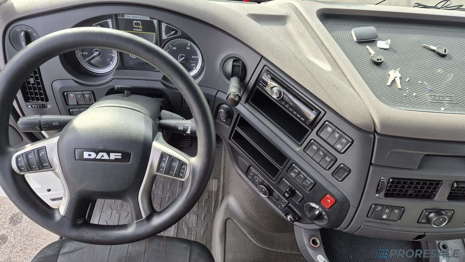 DAF XF 450 FT LOW DECK SSC EURO 6 - Ciągnik siodłowy: zdjęcie 4 DAF XF 450 FT LOW DECK SSC EURO 6 - Ciągnik siodłowy: zdjęcie 4