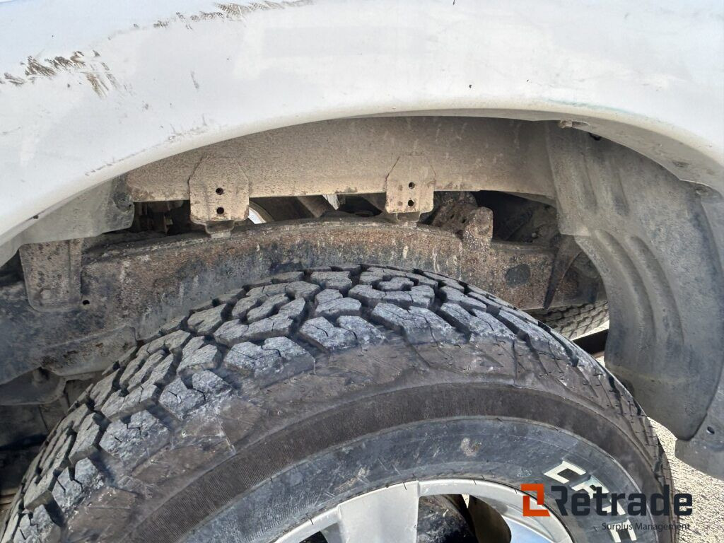 Samochód osobowy Bil Toyota Hilux: zdjęcie 8 Samochód osobowy Bil Toyota Hilux: zdjęcie 8