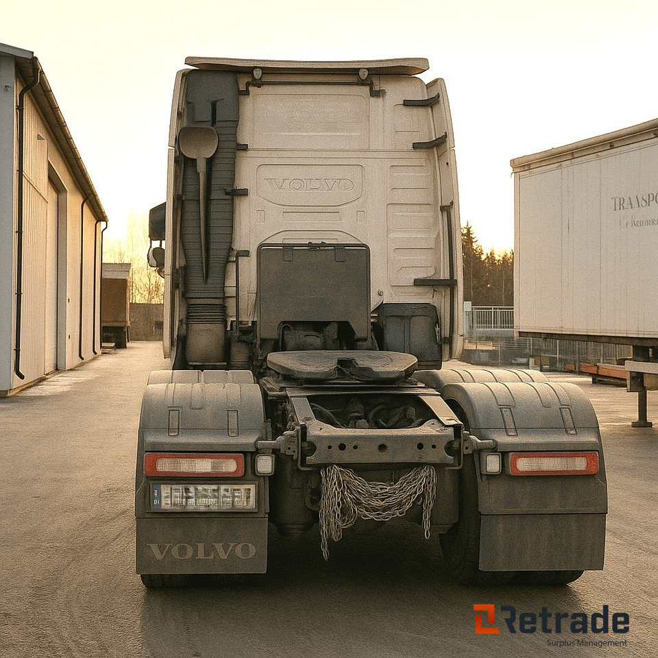 Volvo FH16 GlobeGlobetrotter trekkvogn – 2016-modell - Ciągnik siodłowy: zdjęcie 5 Volvo FH16 GlobeGlobetrotter trekkvogn – 2016-modell - Ciągnik siodłowy: zdjęcie 5