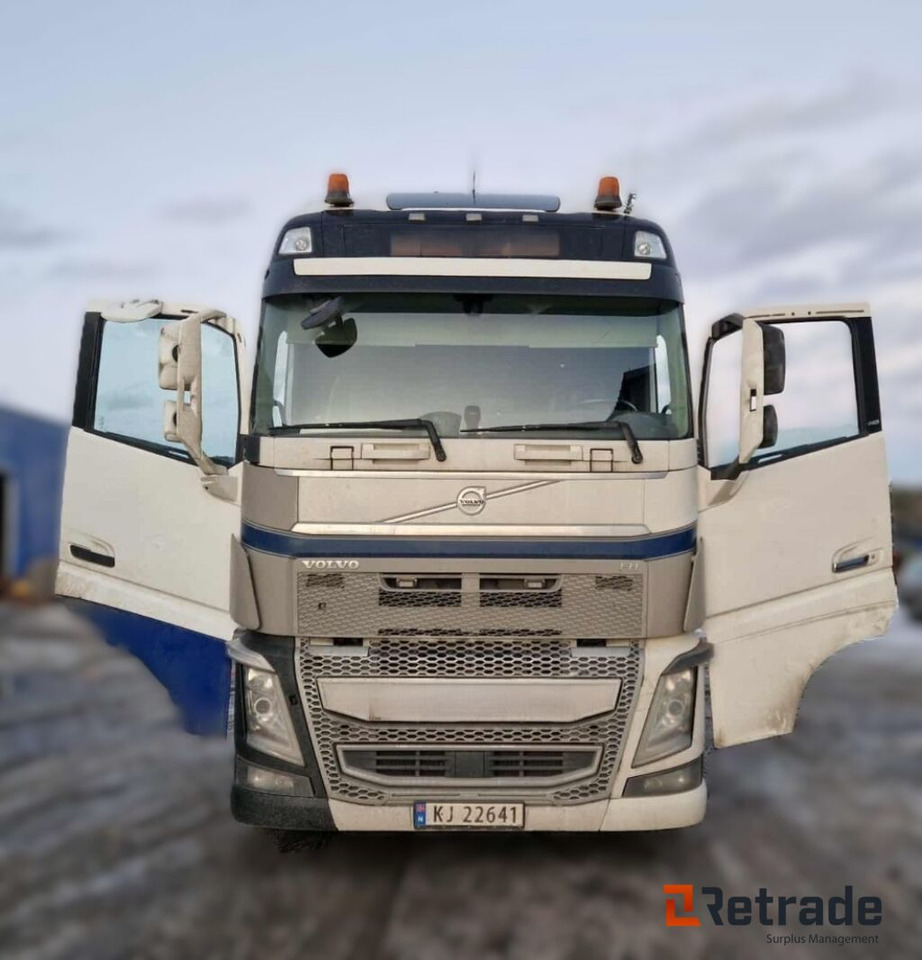 Volvo FH16 GlobeGlobetrotter trekkvogn – 2016-modell - Ciągnik siodłowy: zdjęcie 1 Volvo FH16 GlobeGlobetrotter trekkvogn – 2016-modell - Ciągnik siodłowy: zdjęcie 1