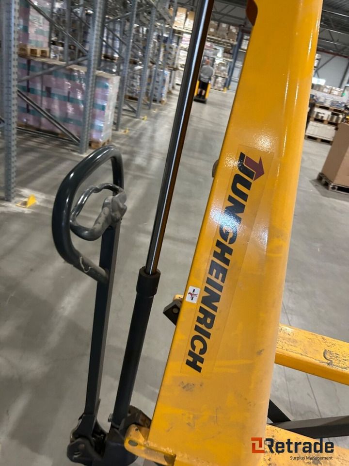 Jekke tralle fra Jungheinrich AX 10 - Wózek paletowy: zdjęcie 3 Jekke tralle fra Jungheinrich AX 10 - Wózek paletowy: zdjęcie 3
