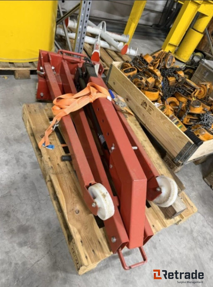 Manuell Vekstedskran - Wyposażenie magazynu: zdjęcie 1 Manuell Vekstedskran - Wyposażenie magazynu: zdjęcie 1