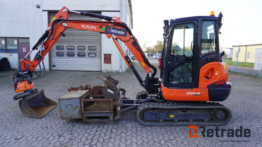 Minigrävare Kubota KX 042-4A Grävsystem - Maszyna budowlana: zdjęcie 1 Minigrävare Kubota KX 042-4A Grävsystem - Maszyna budowlana: zdjęcie 1