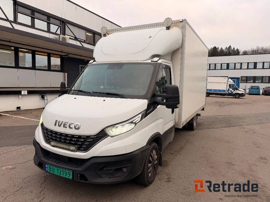 Skapbil IVECO 35S16 (parkert i Oslo) - Dostawczy kontener: zdjęcie 1 Skapbil IVECO 35S16 (parkert i Oslo) - Dostawczy kontener: zdjęcie 1