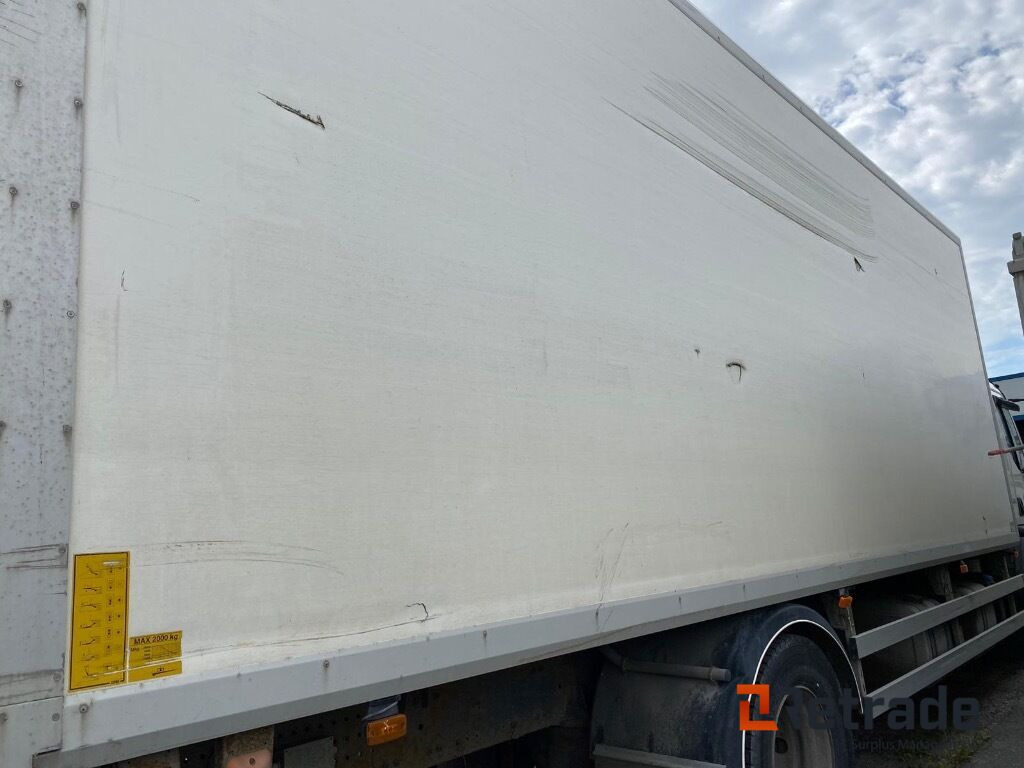 VOLVO FE-280 - Samochód ciężarowy chłodnia: zdjęcie 4 VOLVO FE-280 - Samochód ciężarowy chłodnia: zdjęcie 4