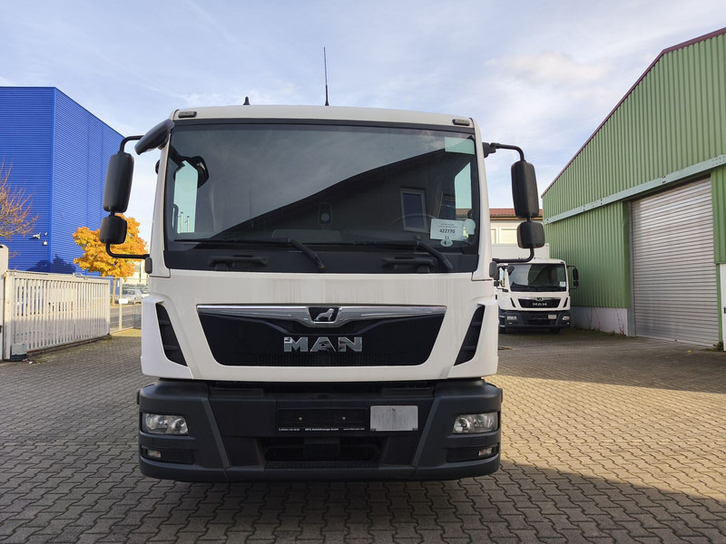 MAN TGL 8.190 Koffer gFH AHK LBW Euro 6 4x2 (11) TÜV NEU - Samochód ciężarowy furgon: zdjęcie 3 MAN TGL 8.190 Koffer gFH AHK LBW Euro 6 4x2 (11) TÜV NEU - Samochód ciężarowy furgon: zdjęcie 3