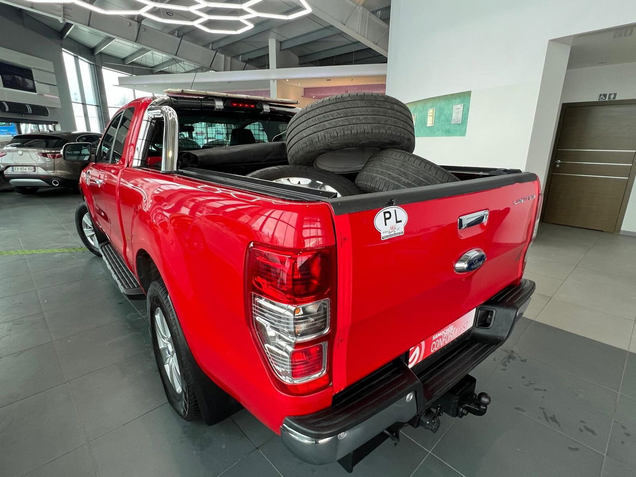 Ford Ranger 3.2 4X4 - Pick UP - 1 Owner - Pick-up: zdjęcie 3 Ford Ranger 3.2 4X4 - Pick UP - 1 Owner - Pick-up: zdjęcie 3