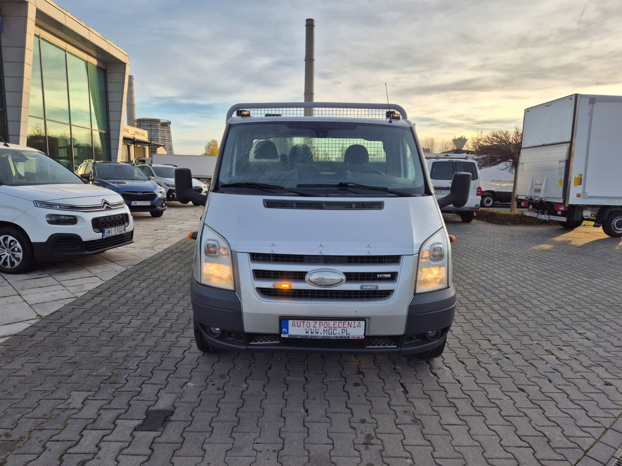 Ford Transit 350 2.4 TDCi / HDS Hiab / 1 Owner / Serviced - Samochód dostawczy skrzyniowy: zdjęcie 3 Ford Transit 350 2.4 TDCi / HDS Hiab / 1 Owner / Serviced - Samochód dostawczy skrzyniowy: zdjęcie 3