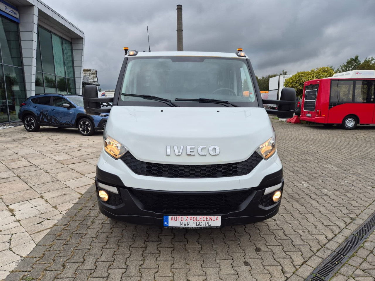 IVECO Daily 35 35S15 / Doka / 1 Owner / LOW KM / 7 Seats - Samochód dostawczy skrzyniowy: zdjęcie 3 IVECO Daily 35 35S15 / Doka / 1 Owner / LOW KM / 7 Seats - Samochód dostawczy skrzyniowy: zdjęcie 3