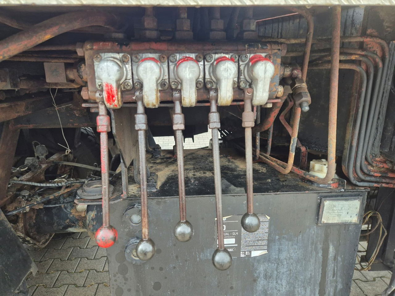 Dźwig samojezdny TATRA Tatra T 815 6X6 / 20Tons / Chepper: zdjęcie 30 Dźwig samojezdny TATRA Tatra T 815 6X6 / 20Tons / Chepper: zdjęcie 30