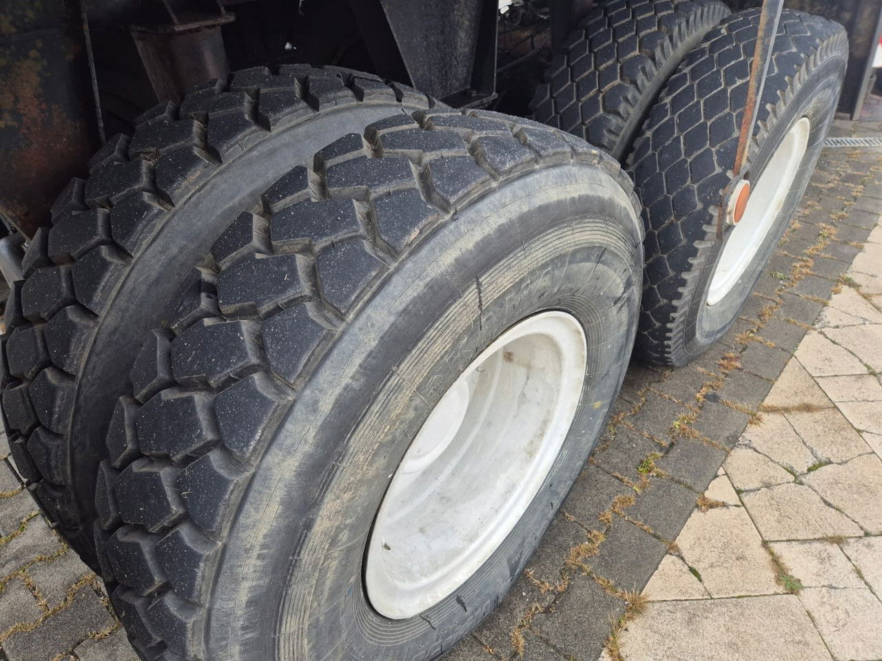 Dźwig samojezdny TATRA Tatra T 815 6X6 / 20Tons / Chepper: zdjęcie 27 Dźwig samojezdny TATRA Tatra T 815 6X6 / 20Tons / Chepper: zdjęcie 27