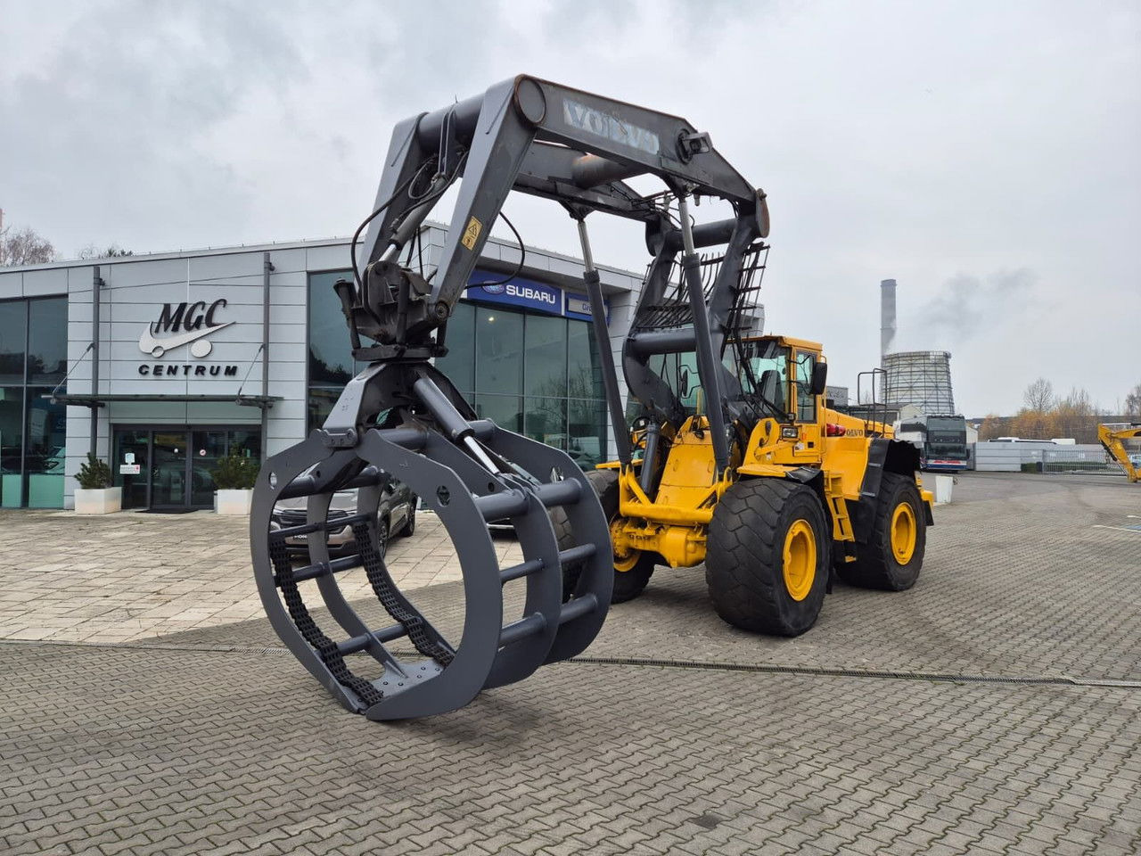 VOLVO L180 E / 4WD / 1 Owner / Wood LOG - Ładowarka kołowa: zdjęcie 3 VOLVO L180 E / 4WD / 1 Owner / Wood LOG - Ładowarka kołowa: zdjęcie 3