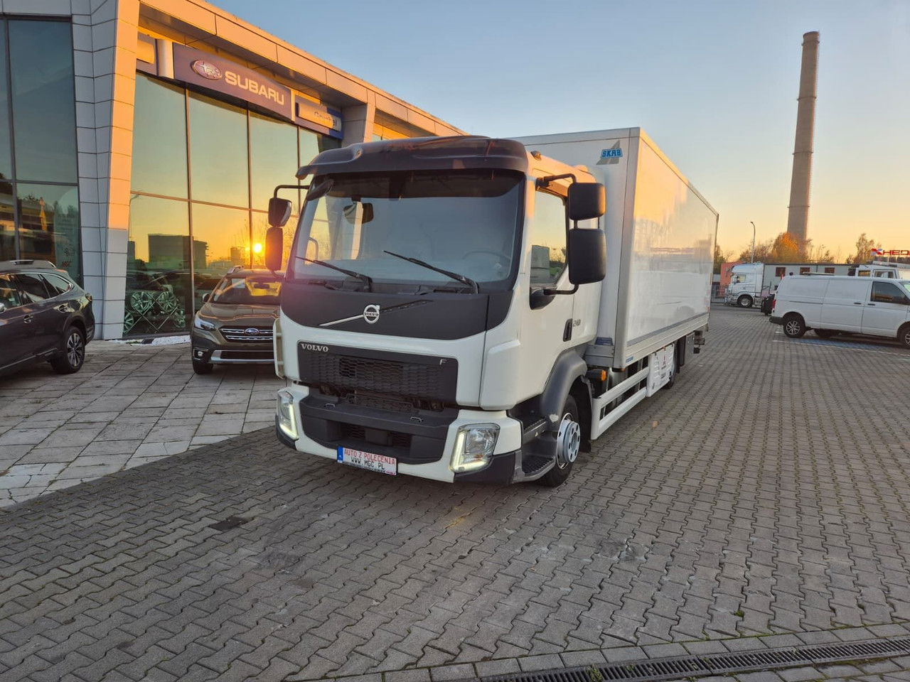 Volvo FL 240 Mitsubishi / 1 Owner / LOW KM - Samochód ciężarowy chłodnia: zdjęcie 2 Volvo FL 240 Mitsubishi / 1 Owner / LOW KM - Samochód ciężarowy chłodnia: zdjęcie 2