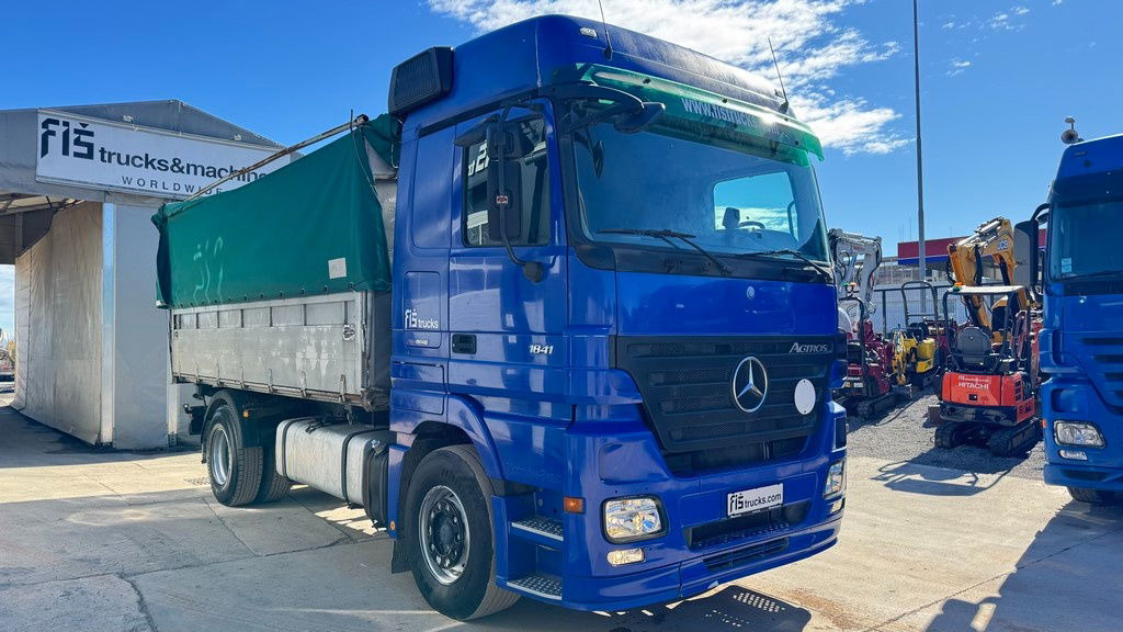 Mercedes-Benz Actros 1841 L 4x2 tipper - tarpaulin - euro 5 - Wywrotka: zdjęcie 3 Mercedes-Benz Actros 1841 L 4x2 tipper - tarpaulin - euro 5 - Wywrotka: zdjęcie 3