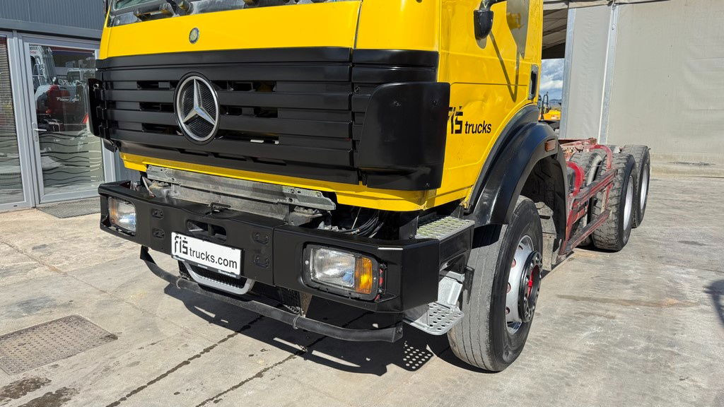 Mercedes-Benz SK 2627 6x4 chassis - V6 - full spring - Samochód ciężarowe pod zabudowę: zdjęcie 2 Mercedes-Benz SK 2627 6x4 chassis - V6 - full spring - Samochód ciężarowe pod zabudowę: zdjęcie 2