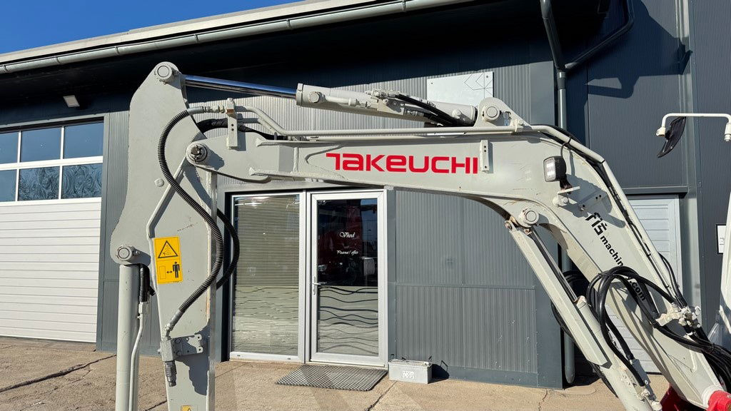 Takeuchi TB230 - 2019 Year - 2435 Hours - 2X Buckets - NEW Tracks - Minikoparka: zdjęcie 3 Takeuchi TB230 - 2019 Year - 2435 Hours - 2X Buckets - NEW Tracks - Minikoparka: zdjęcie 3