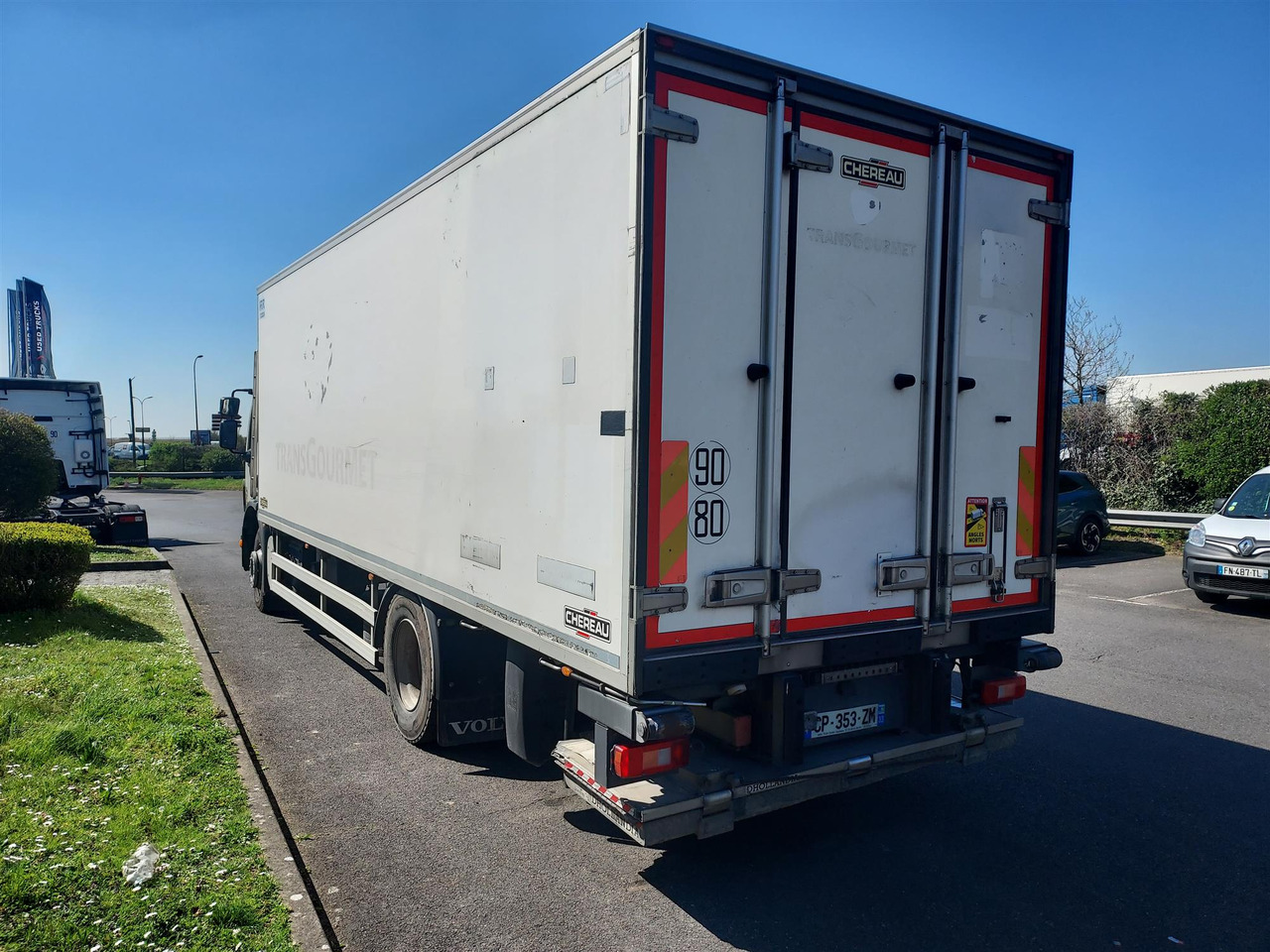 RENAULT FE 260 - Samochód ciężarowy chłodnia: zdjęcie 4 RENAULT FE 260 - Samochód ciężarowy chłodnia: zdjęcie 4