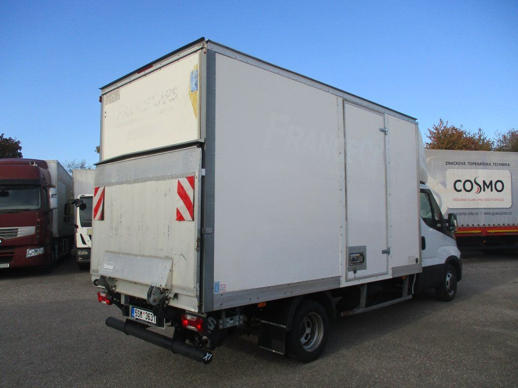 Iveco Daily 35C16 mit LBW - Dostawczy kontener: zdjęcie 3 Iveco Daily 35C16 mit LBW - Dostawczy kontener: zdjęcie 3