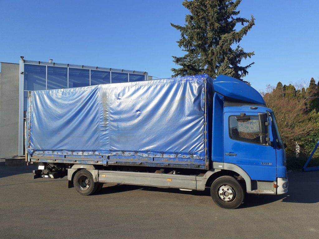 Mercedes-Benz 1018 Atego EURO 3 - Samochód ciężarowy plandeka: zdjęcie 3 Mercedes-Benz 1018 Atego EURO 3 - Samochód ciężarowy plandeka: zdjęcie 3