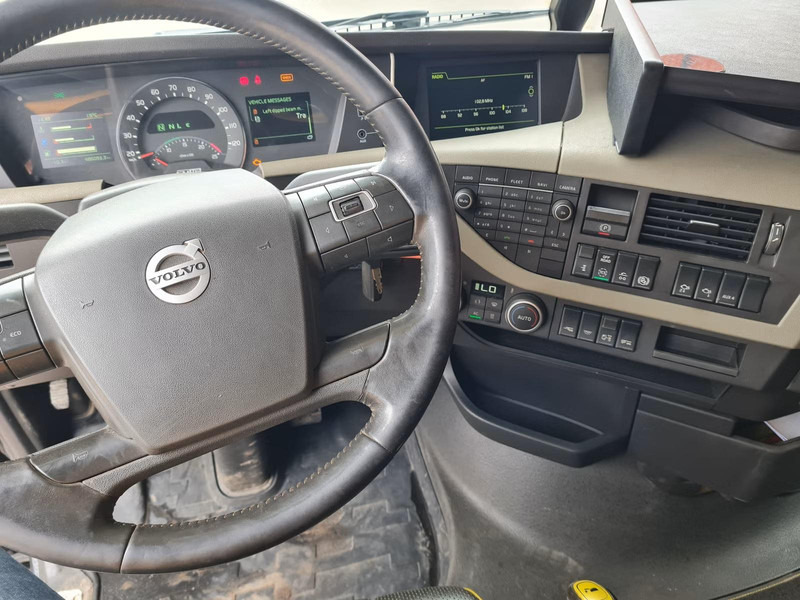 Volvo FH16 750 | 6x4 | ADR | 100 TON | ADR EXll, EXlll, AT | RETARDER | 100 TON VOLVO + VANG - Ciągnik siodłowy: zdjęcie 5 Volvo FH16 750 | 6x4 | ADR | 100 TON | ADR EXll, EXlll, AT | RETARDER | 100 TON VOLVO + VANG - Ciągnik siodłowy: zdjęcie 5