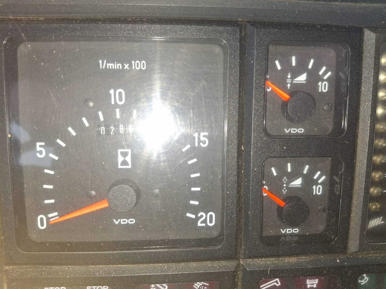 Claas dominator 118 sl Maxi - Kombajn: zdjęcie 4 Claas dominator 118 sl Maxi - Kombajn: zdjęcie 4