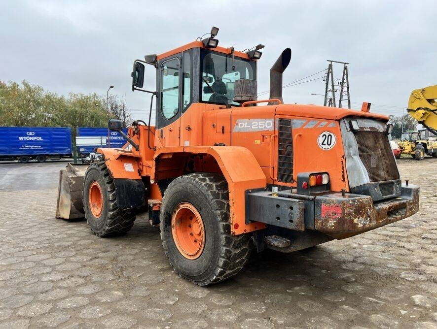 Doosan DL250 - Ładowarka kołowa: zdjęcie 4 Doosan DL250 - Ładowarka kołowa: zdjęcie 4