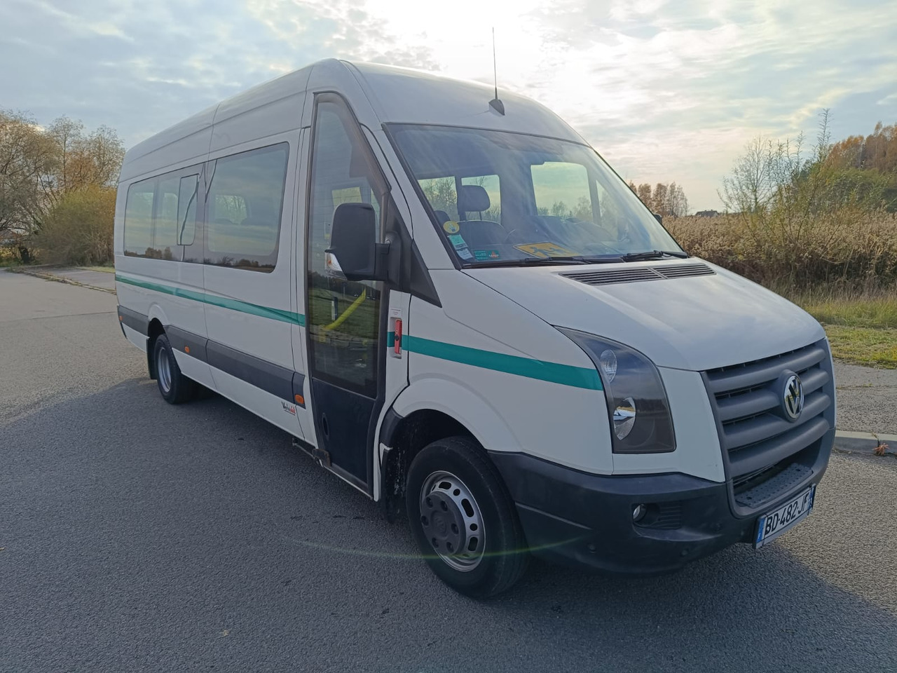 VOLKSWAGEN CRAFTER 23 OSOBY KLIMA WEBASTO KAMERA RETARDER HAK EURO5 - Turystyczny autobus: zdjęcie 1 VOLKSWAGEN CRAFTER 23 OSOBY KLIMA WEBASTO KAMERA RETARDER HAK EURO5 - Turystyczny autobus: zdjęcie 1