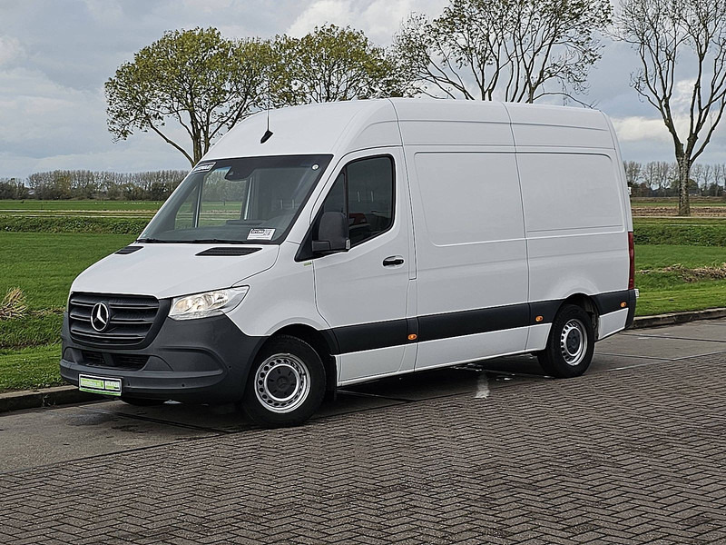 Mercedes-Benz Sprinter 314 L2H2 RWD Mbux! - Furgon: zdjęcie 2 Mercedes-Benz Sprinter 314 L2H2 RWD Mbux! - Furgon: zdjęcie 2