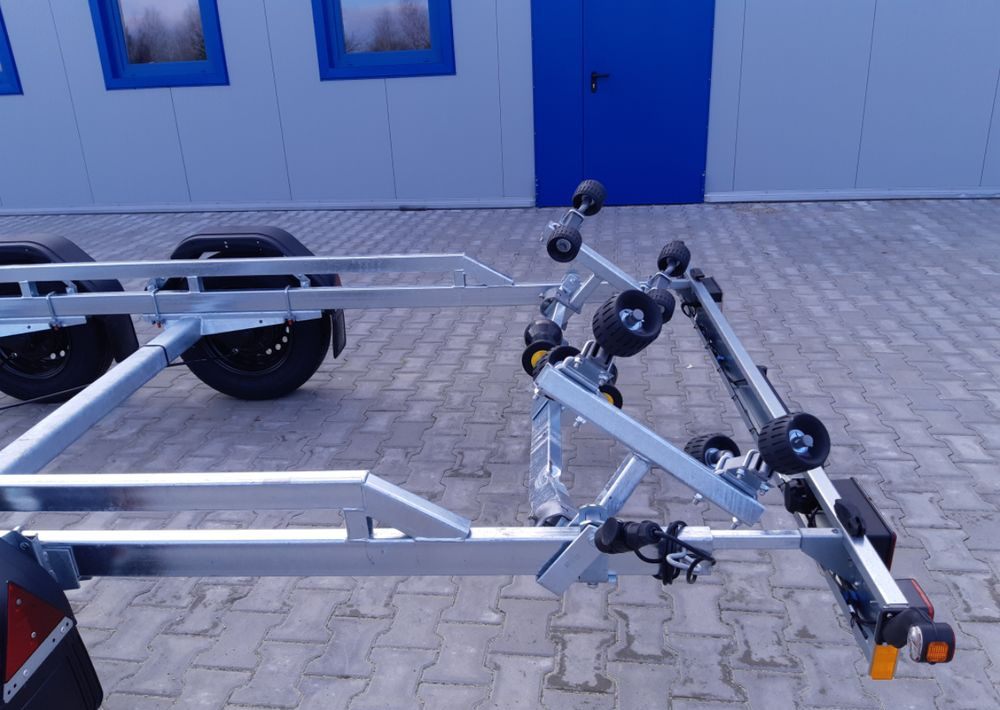 BRENDERUP 242500 TB SR | 2500 kg / 720 x 220 cm - Przyczepa podłodziowa: zdjęcie 5 BRENDERUP 242500 TB SR | 2500 kg / 720 x 220 cm - Przyczepa podłodziowa: zdjęcie 5