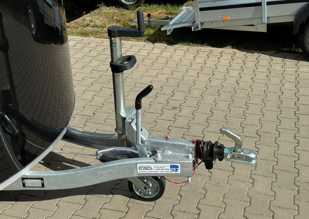 DEBON C400 ALU + drzwi boczne | 315x164 cm | DMC 750 - 1300 kg - Przyczepa zamknięte nadwozie: zdjęcie 5 DEBON C400 ALU + drzwi boczne | 315x164 cm | DMC 750 - 1300 kg - Przyczepa zamknięte nadwozie: zdjęcie 5