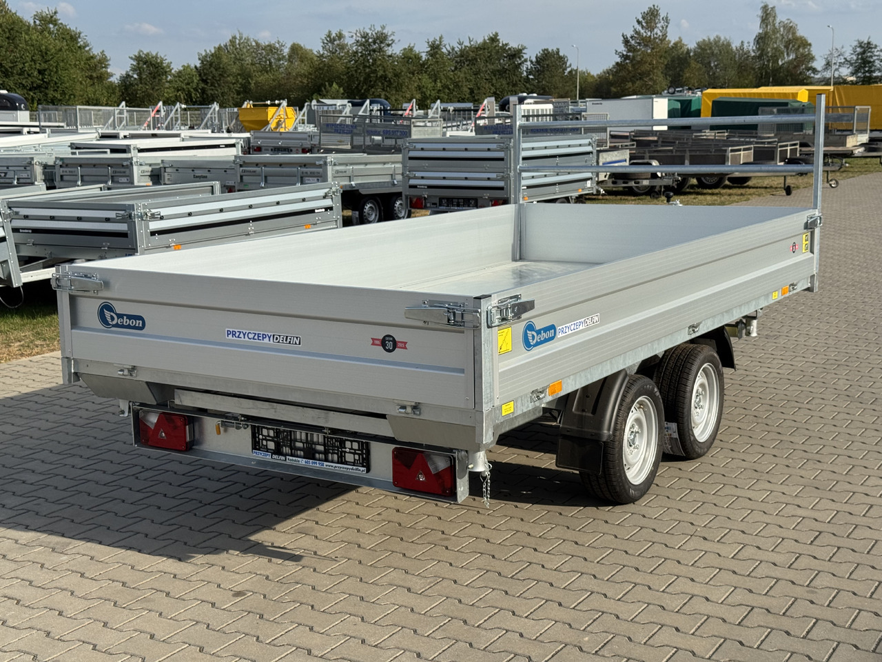 DEBON PW 3.6 Electric 360x180 cm 3.5T - Przyczepa wywrotka: zdjęcie 4 DEBON PW 3.6 Electric 360x180 cm 3.5T - Przyczepa wywrotka: zdjęcie 4