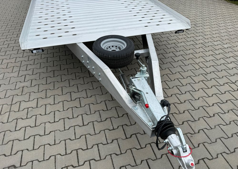 GROMEX laweta aluminiowa | 850x210cm | DMC 3500kg | platforma na 2 auta | 3 osie AL-KO | OŚWIETLENIE LED - Przyczepa do przewozu samochodów: zdjęcie 5 GROMEX laweta aluminiowa | 850x210cm | DMC 3500kg | platforma na 2 auta | 3 osie AL-KO | OŚWIETLENIE LED - Przyczepa do przewozu samochodów: zdjęcie 5