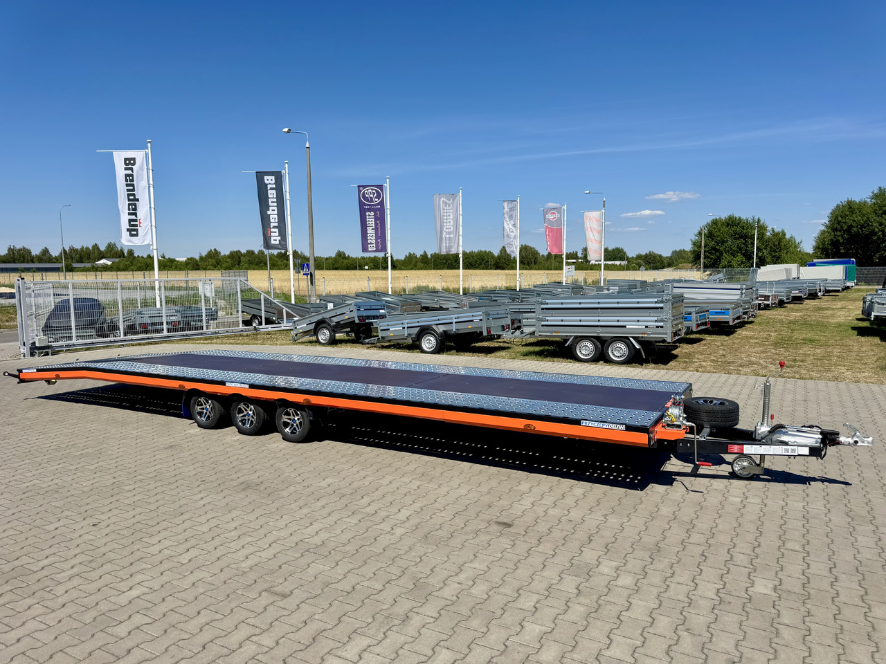 NIEWIADÓW Indiana Premium Color 850 x 210 cm | 3500 kg - Przyczepa do przewozu samochodów: zdjęcie 1 NIEWIADÓW Indiana Premium Color 850 x 210 cm | 3500 kg - Przyczepa do przewozu samochodów: zdjęcie 1