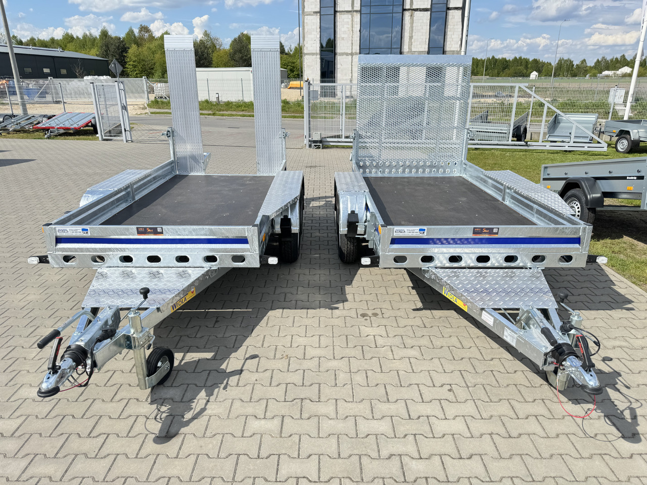 Wiola B2730 GVW 2700 kg machine transporter mini excavator 292x142 cm - Przyczepa do transportu maszyn: zdjęcie 3 Wiola B2730 GVW 2700 kg machine transporter mini excavator 292x142 cm - Przyczepa do transportu maszyn: zdjęcie 3