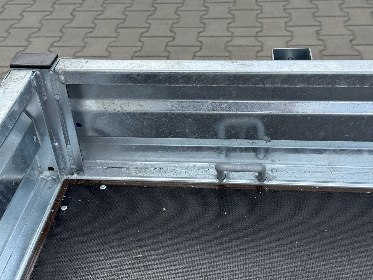 Nowy Przyczepa do transportu maszyn Wiola B2730 GVW 2700 kg machine transporter mini excavator 292x142 cm: zdjęcie 8 Nowy Przyczepa do transportu maszyn Wiola B2730 GVW 2700 kg machine transporter mini excavator 292x142 cm: zdjęcie 8