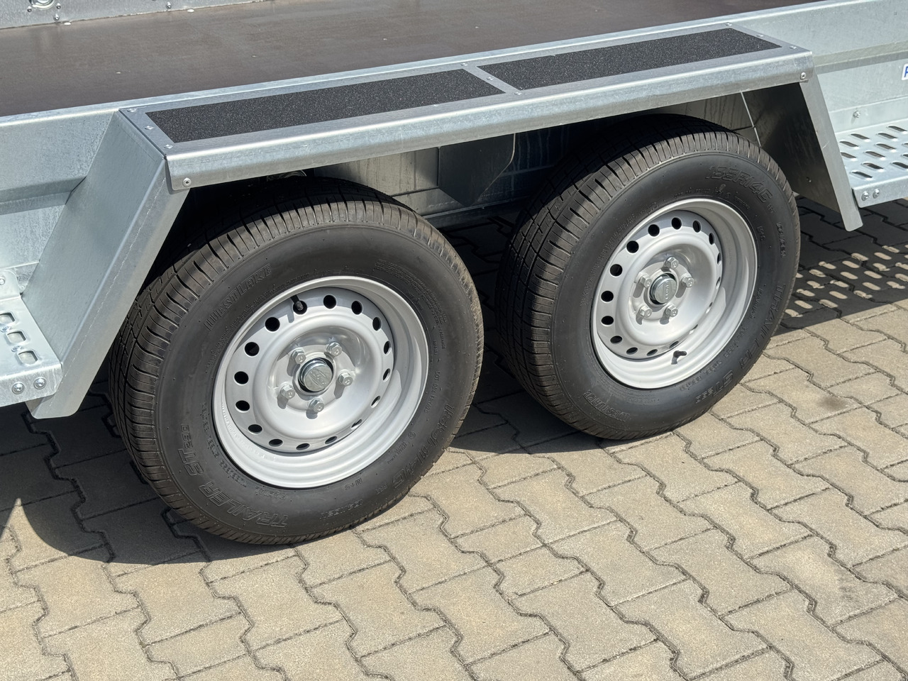 ZASŁAW MK350TH - Przyczepa do transportu maszyn: zdjęcie 5 ZASŁAW MK350TH - Przyczepa do transportu maszyn: zdjęcie 5