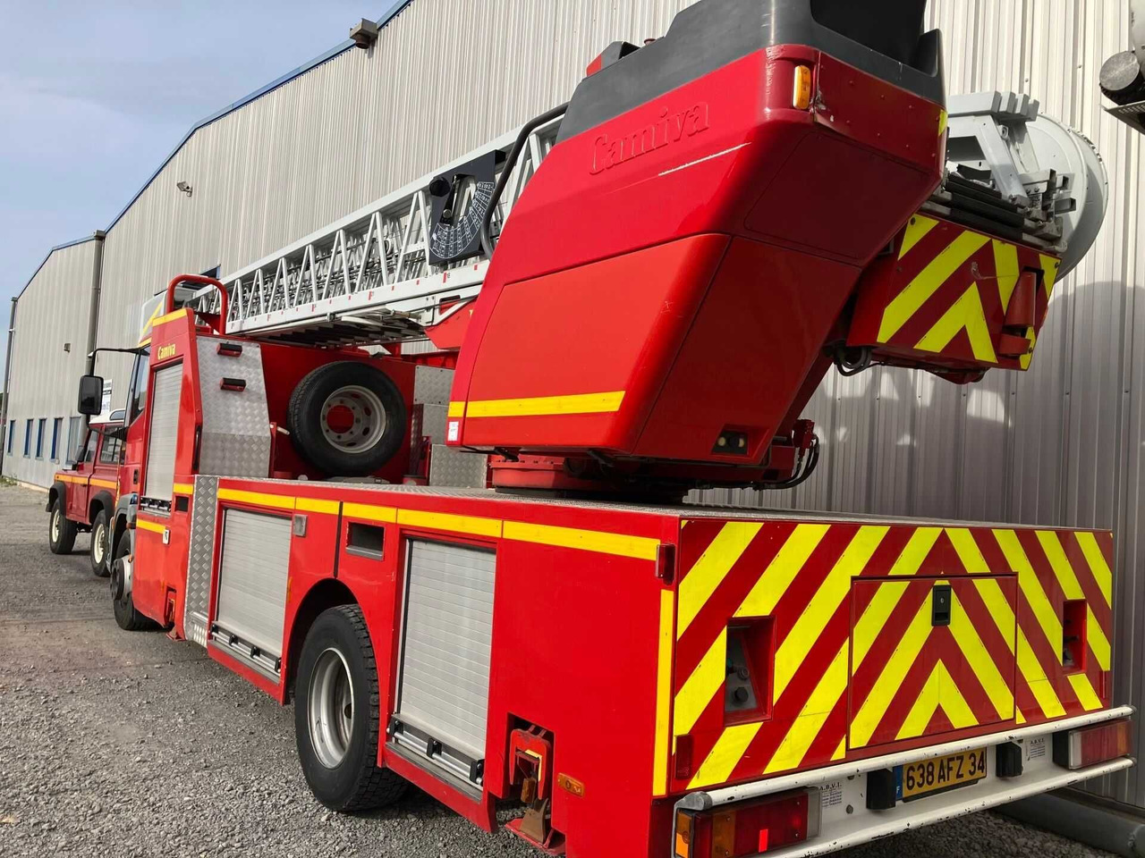 Drabina strażacka 30 m , IVECO Eurocargo Tector 130E24, Camiva EPAS 30 - Samochód pożarniczy: zdjęcie 2 Drabina strażacka 30 m , IVECO Eurocargo Tector 130E24, Camiva EPAS 30 - Samochód pożarniczy: zdjęcie 2