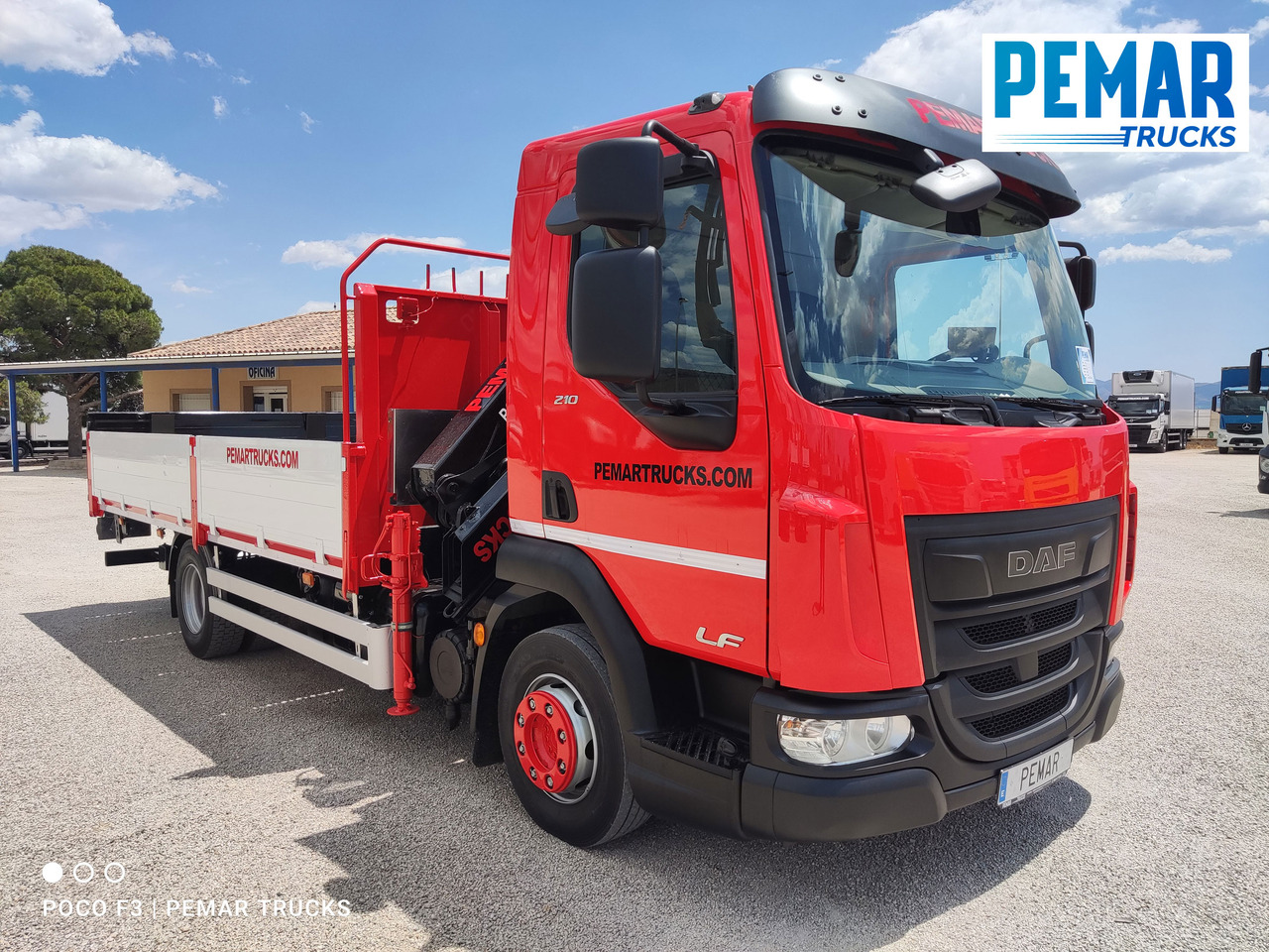DAF LF 210 GRUA CAJA FIJA - Samochód ciężarowy skrzyniowy/ Platforma, Samochod ciężarowy z HDS: zdjęcie 4 DAF LF 210 GRUA CAJA FIJA - Samochód ciężarowy skrzyniowy/ Platforma, Samochod ciężarowy z HDS: zdjęcie 4