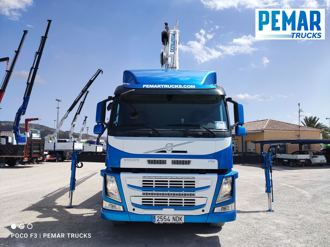 VOLVO FM 330 GRUA CAJA FIJA - Samochod ciężarowy z HDS: zdjęcie 2 VOLVO FM 330 GRUA CAJA FIJA - Samochod ciężarowy z HDS: zdjęcie 2